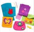 Soft Felt Sewing Kit for Kids, 6 Pcs Beginners Easy Sewing Handbag as Gift for Girls Boys, Felt Travel Toys Purses Arts & Craft Kit